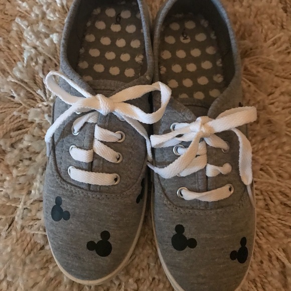 Mickey Mouse Shoes - Picture 2 of 5